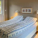 4 Bedroom In Deknepollen Feriehus *