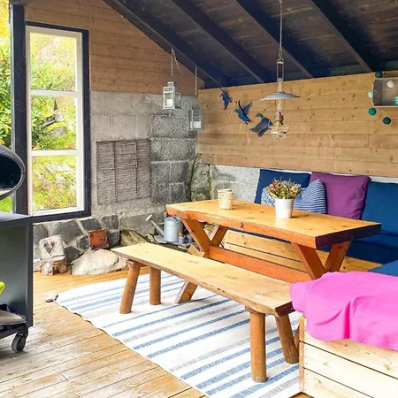 4 Bedroom In Deknepollen 펜션 *
