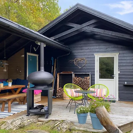 4 Bedroom In Deknepollen