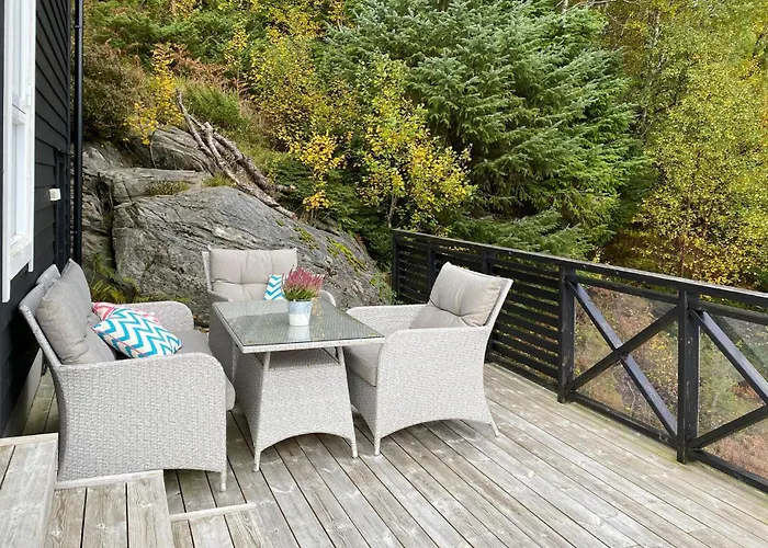 4 Bedroom In Deknepollen * Maloy