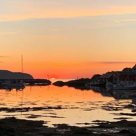 Dom wakacyjny 4 Bedroom In Deknepollen *